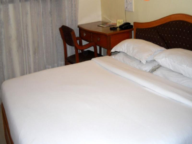 Hotel Ritz Pune Exterior foto