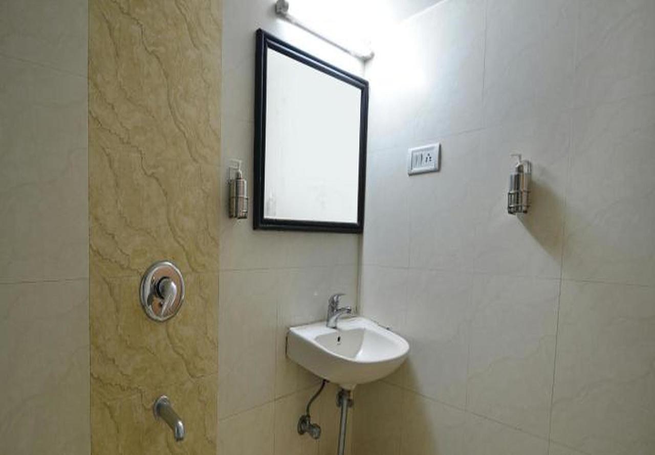 Hotel Ritz Pune Exterior foto