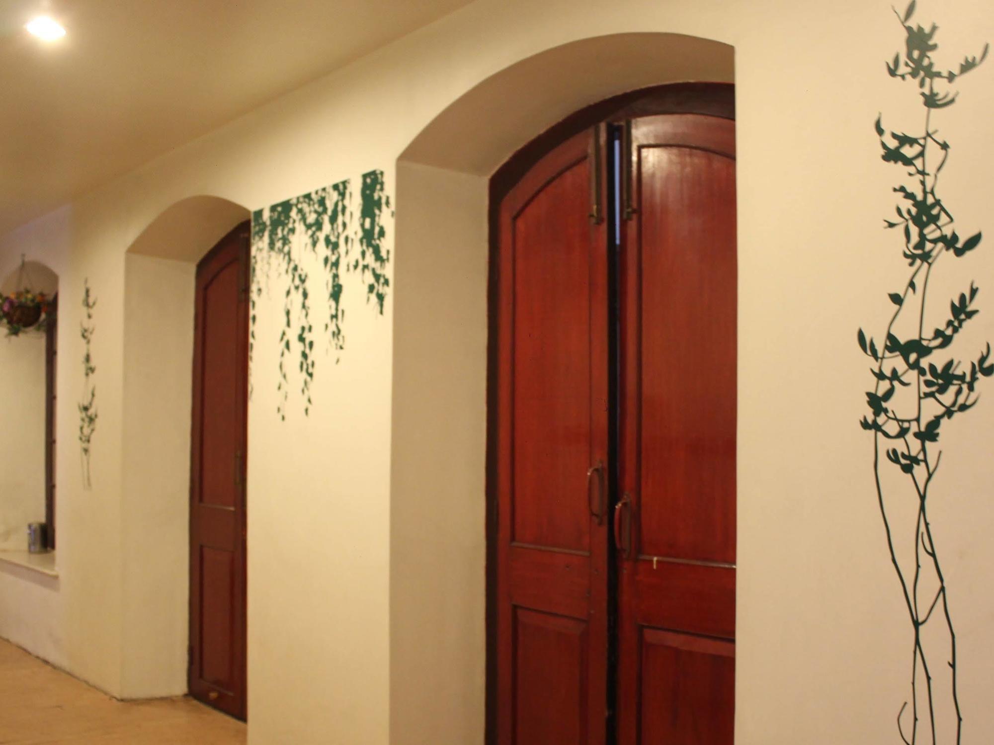 Hotel Ritz Pune Exterior foto